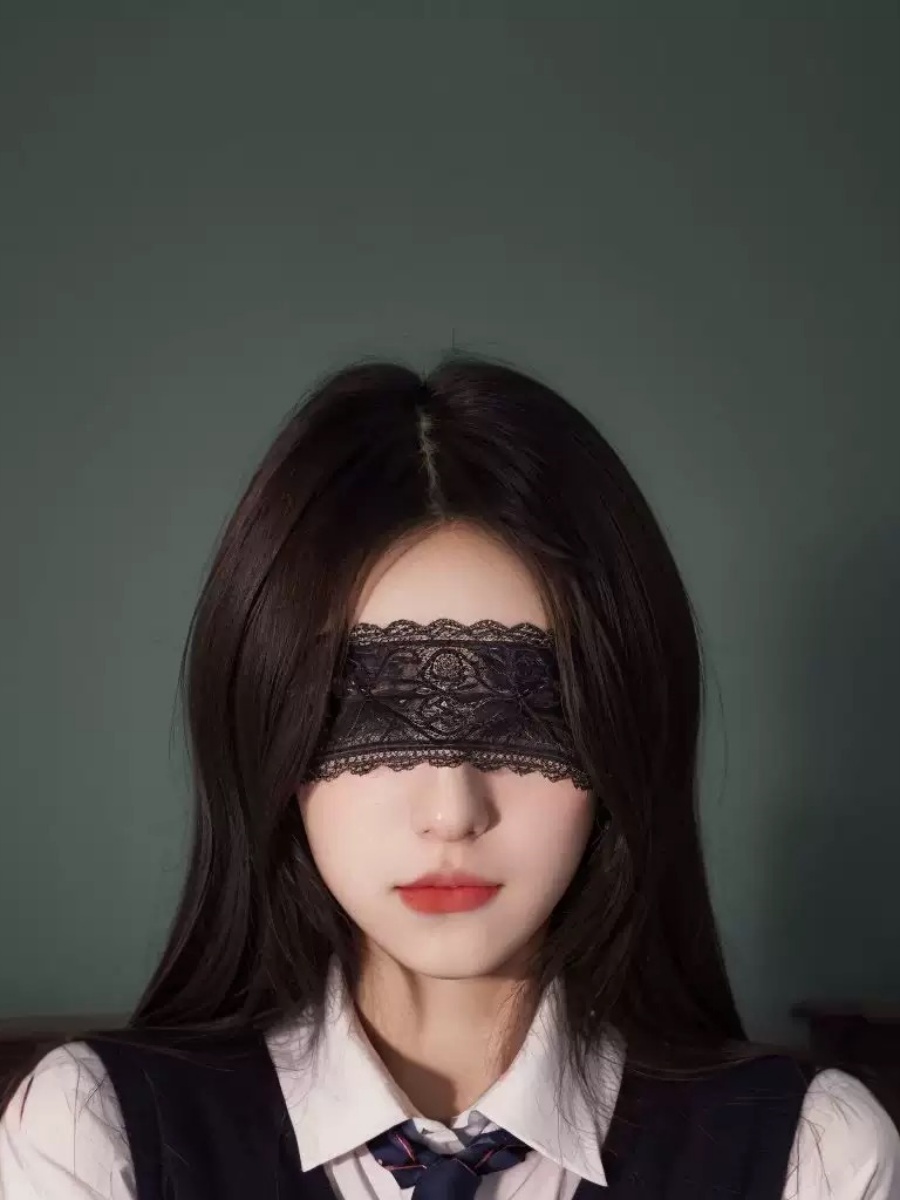 Sexy Lace Eye Mask Black Flora - огляд і ціна Party Supplies