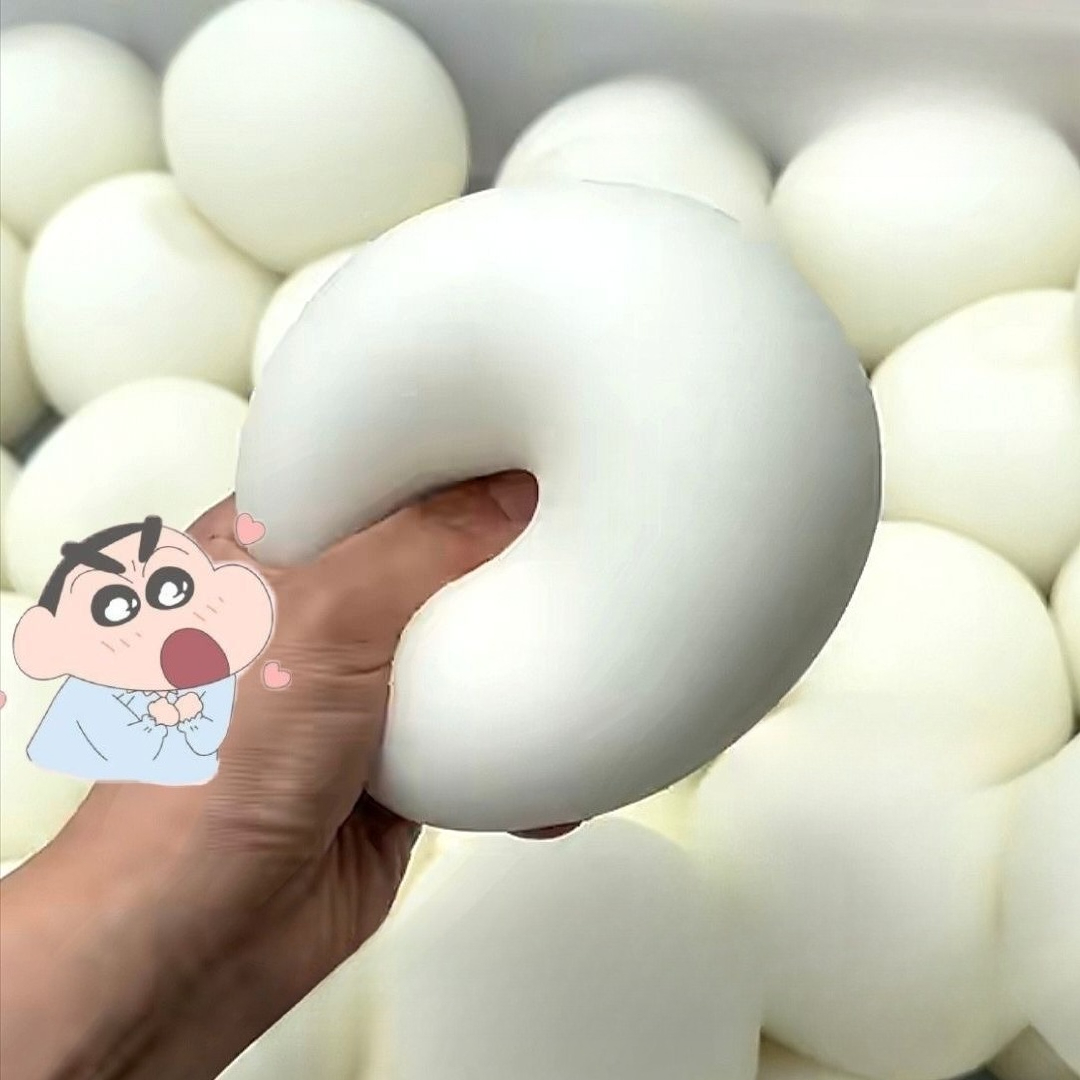 Big Squishy Bread Stress Ball  - огляд і ціна Novelty Gifts